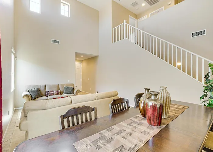 Near Parks & Golf Courses: Gilbert W/ Patio! Queen Creek