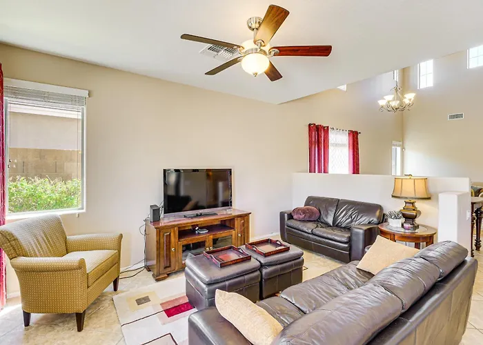 Holiday home Near Parks & Golf Courses: Gilbert W/ Patio! *