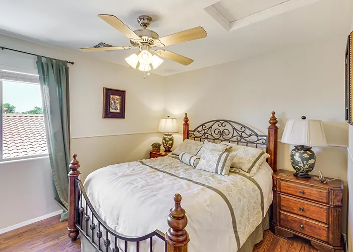 Near Parks & Golf Courses: Gilbert W/ Patio! Holiday home Queen Creek