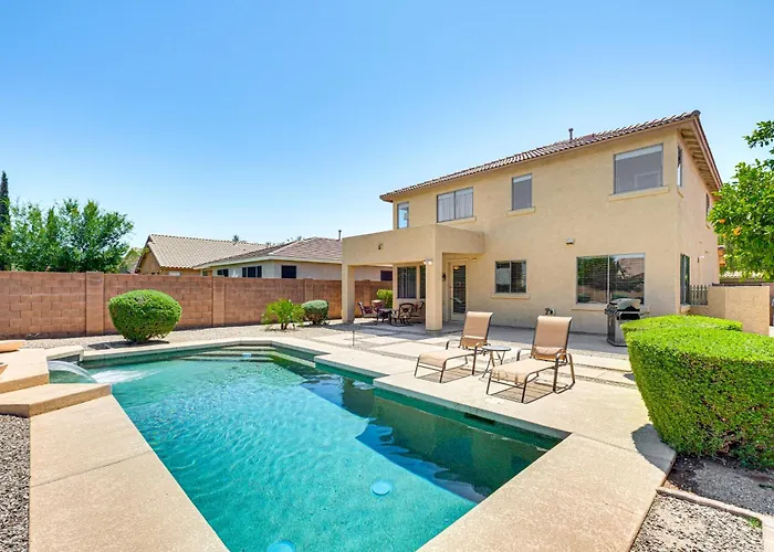 Near Parks & Golf Courses: Gilbert W/ Patio! * Queen Creek